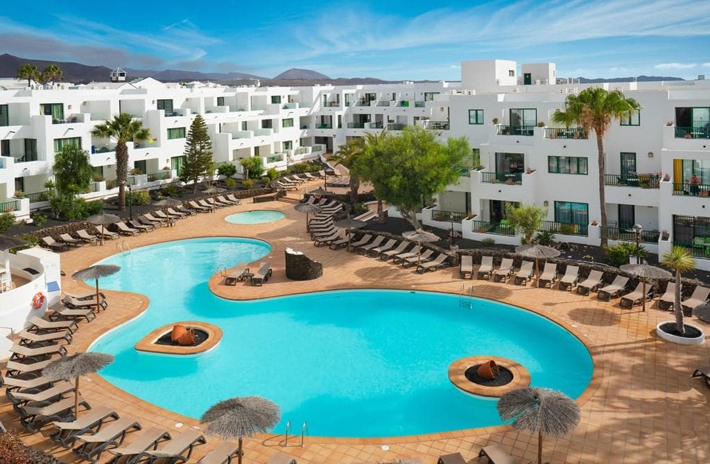 Costa Teguise Getaway