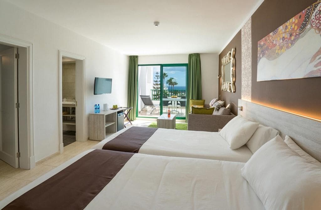 Costa Teguise Getaway - photo 3