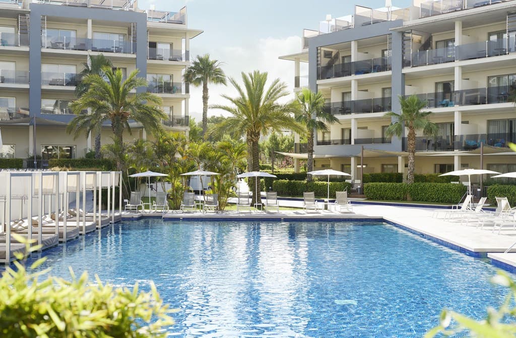 Alcudia Stay with Family - photo 2