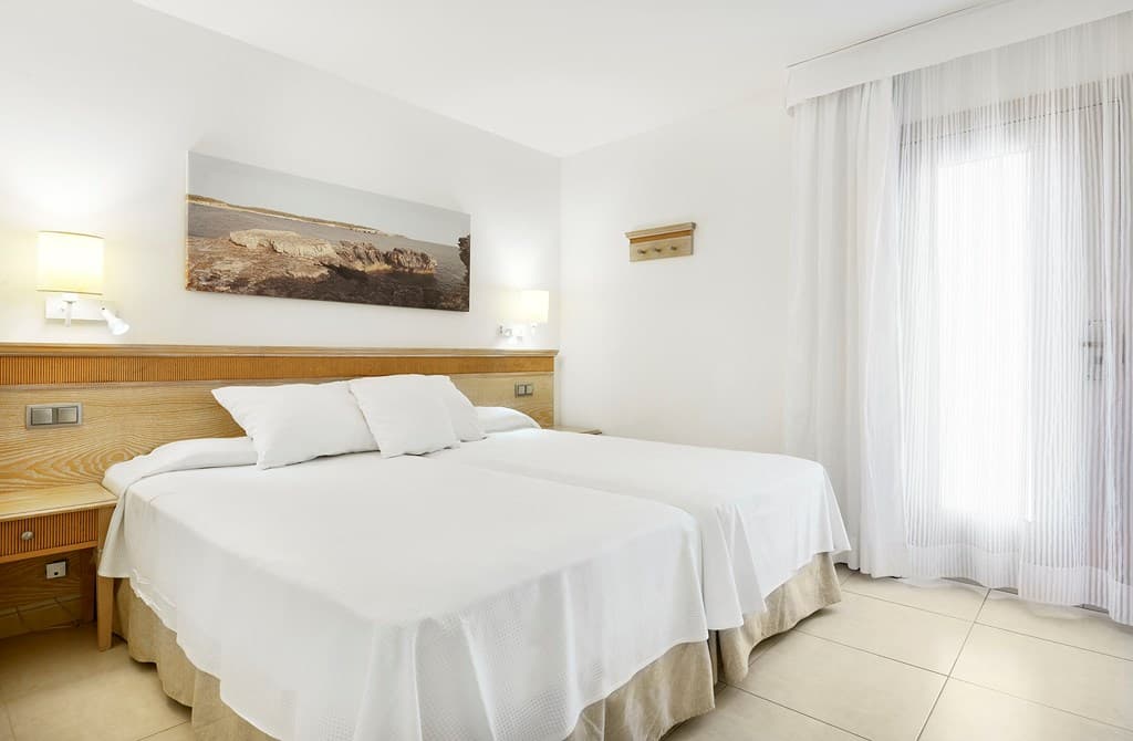 Iberostar Waves Club - photo 2