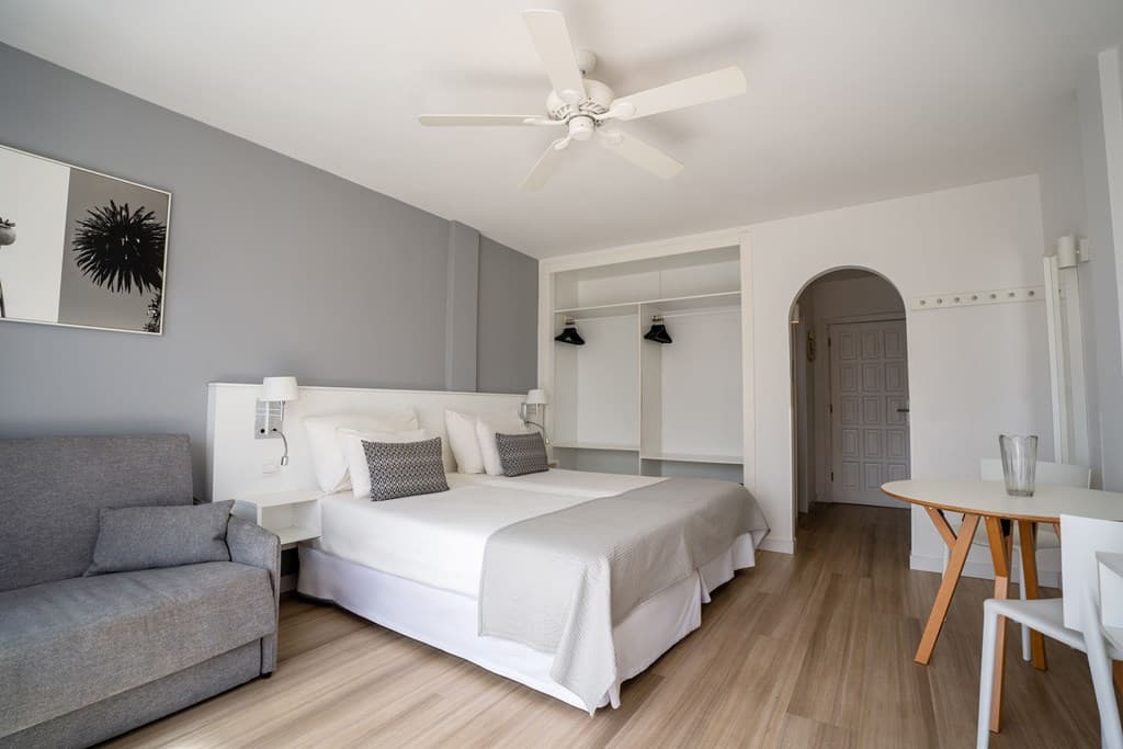 Coral California Hotel - photo 2