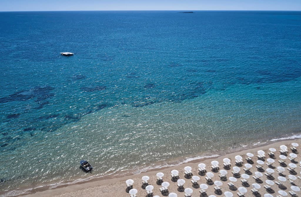 Beachfront Family Resort - photo 2