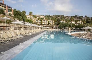 Apostolata Island Resort - photo 3