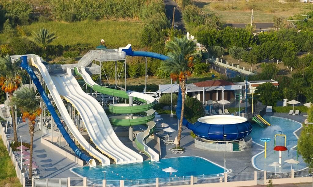 Blue Bay Beach Resort - photo 2
