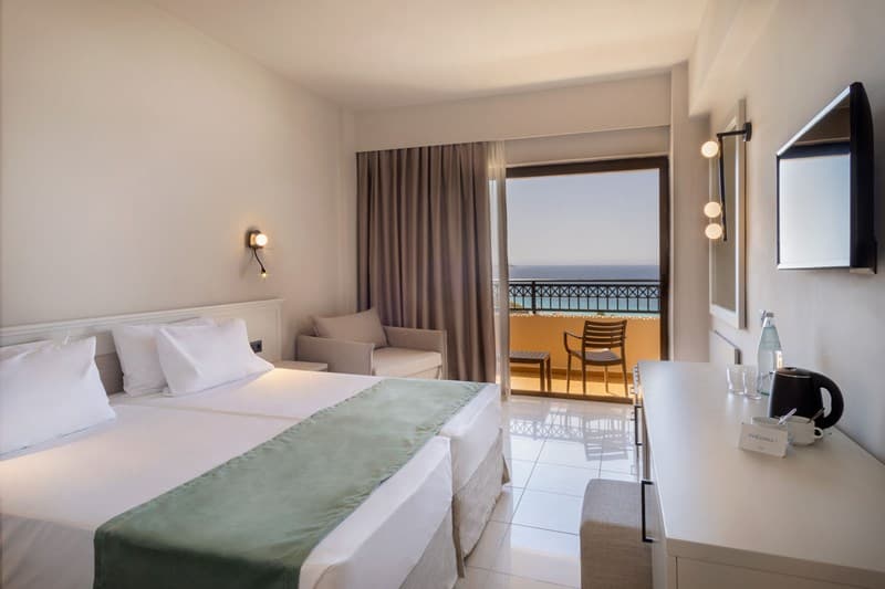 Sol By Melia Cosmopolitan - main photo