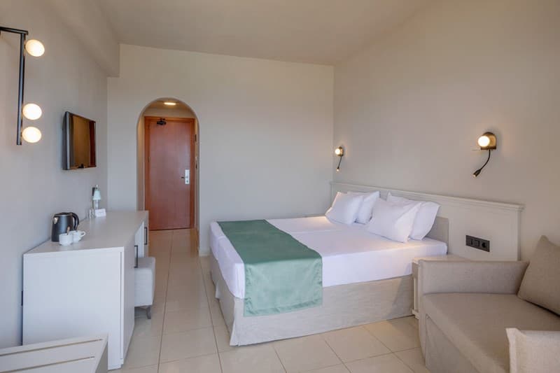 Sol By Melia Cosmopolitan - photo 2