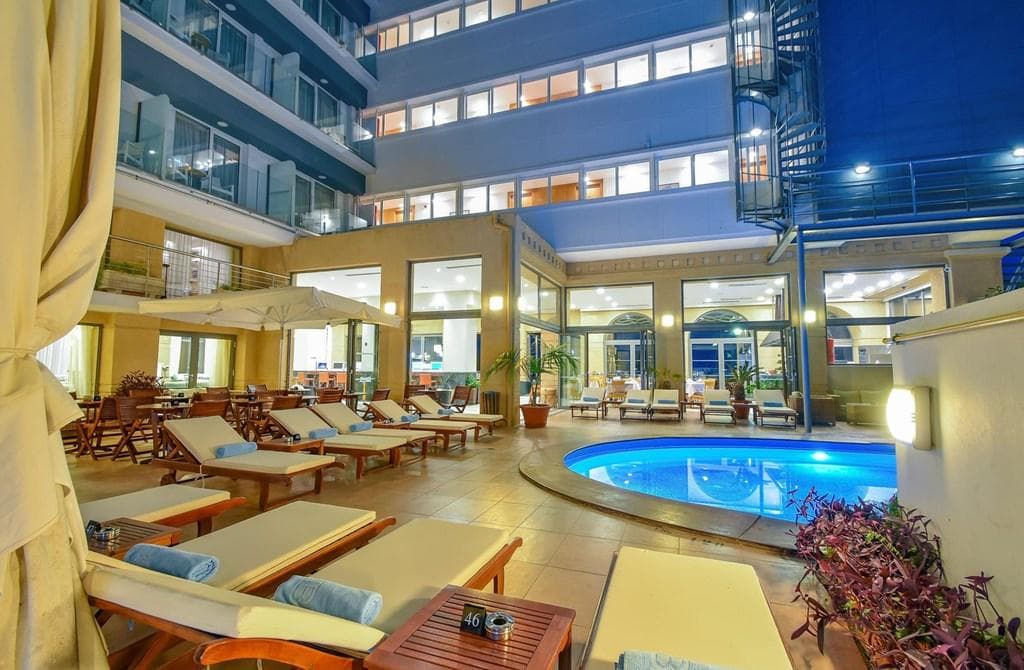Ibiscus Hotel Getaway - photo 2