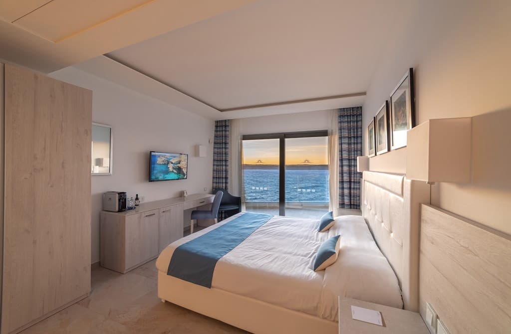 Mellieha Bay Getaway - photo 2