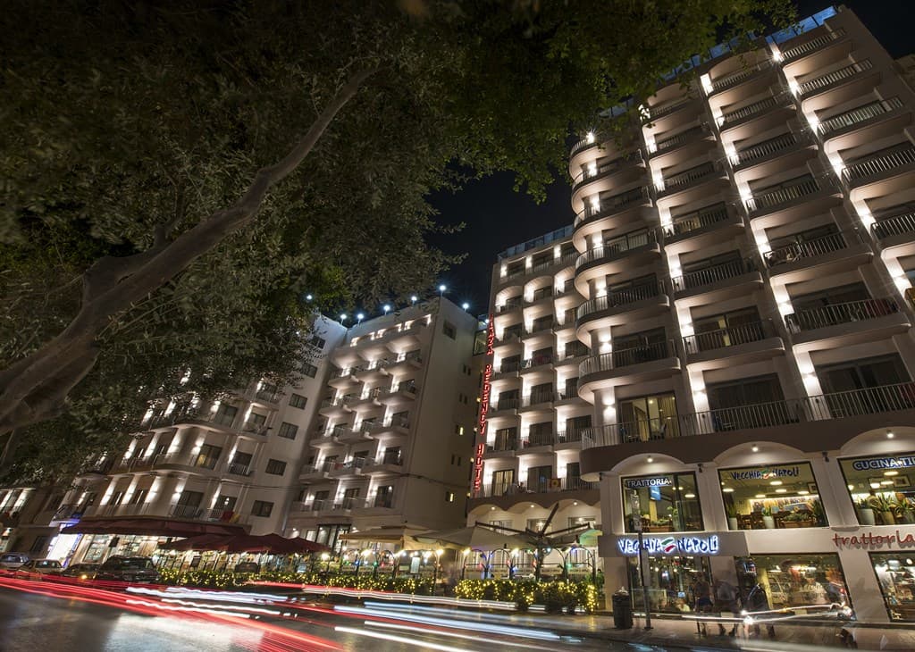 Plaza Regency Hotel - photo 3