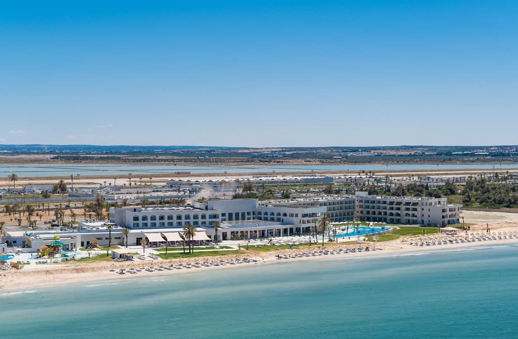 Luxury Tunisian Hotel - photo 3