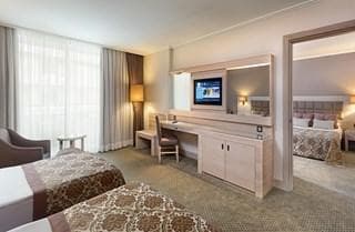 Miracle Resort Hotel - photo 3