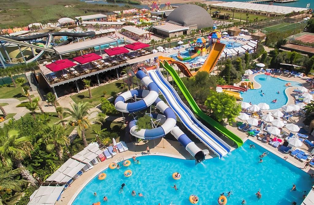 Saturn Palace Resort - photo 2