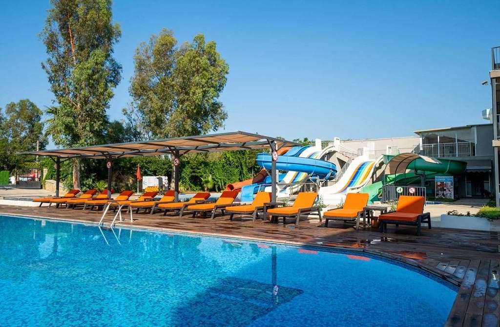 Bodrum Beach Resort - photo 2