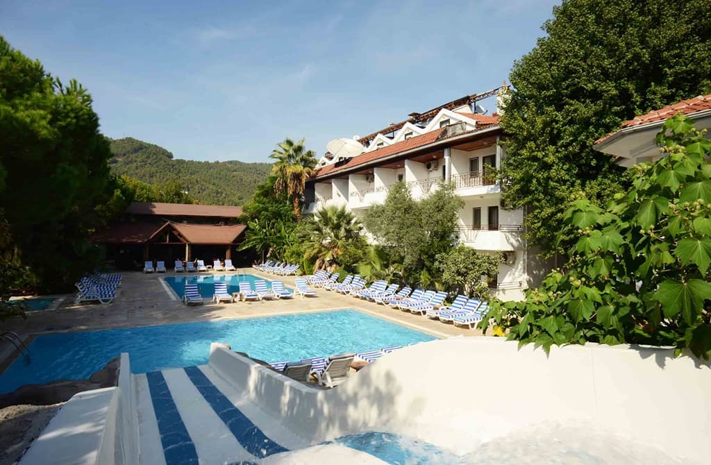 Alvaro Apartments Holiday - main photo