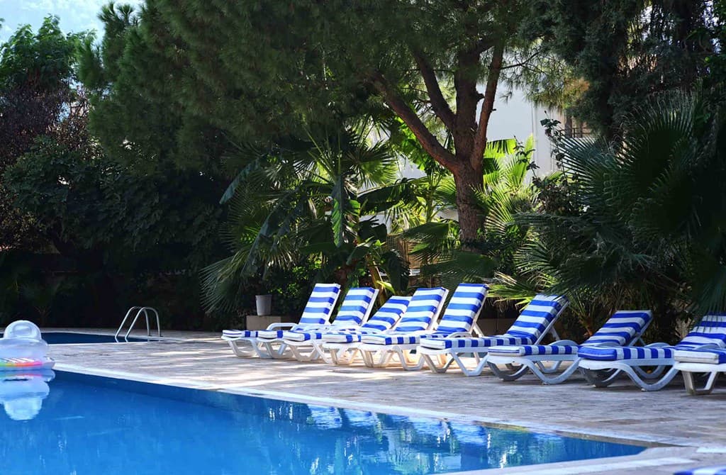 Alvaro Apartments Holiday - photo 3