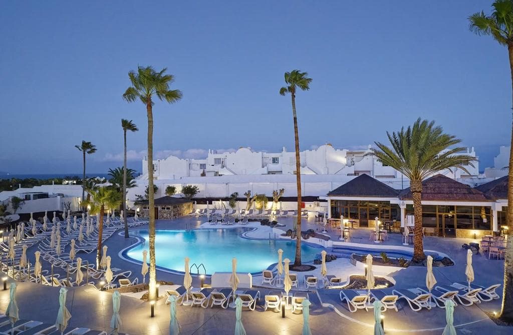 Adults-only escape in sunny Costa Calma - photo 3