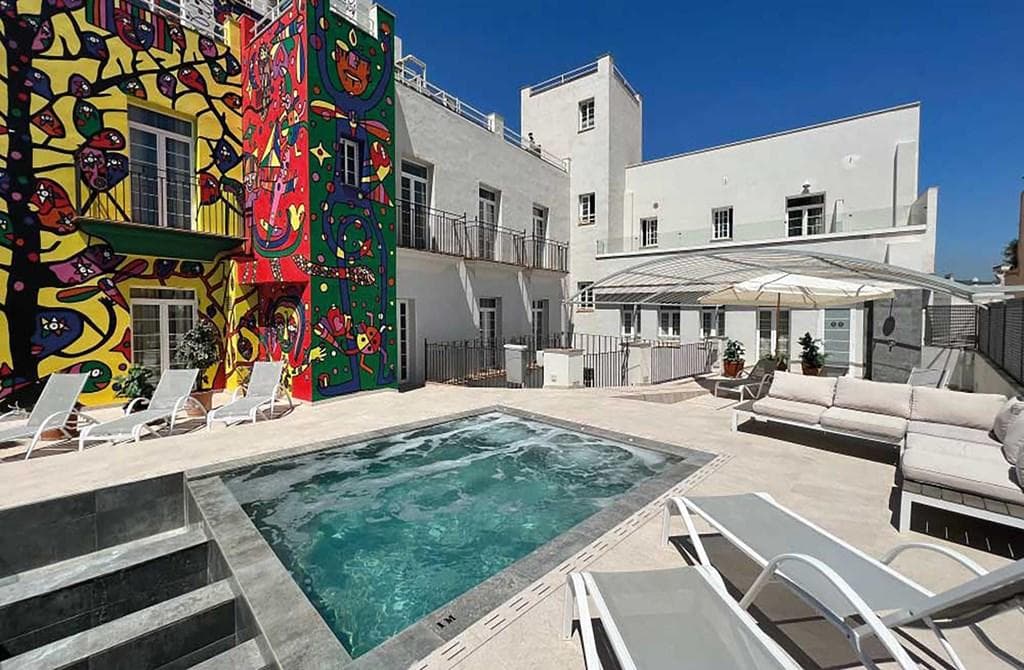 Palma City, Artmadams
