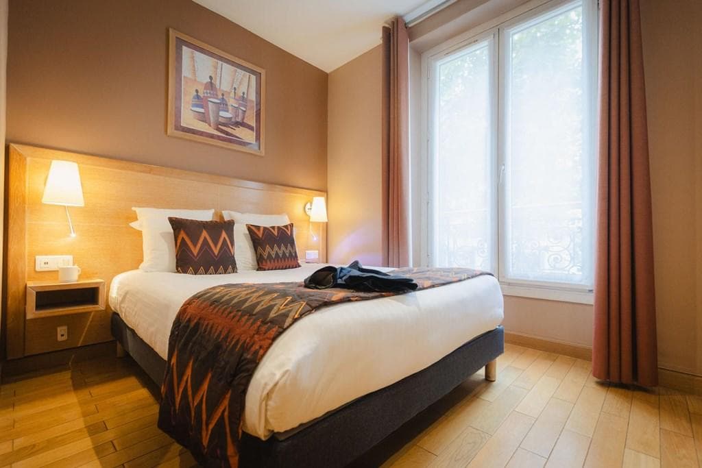 Greater Paris, Grand Hotel Doré - photo 2