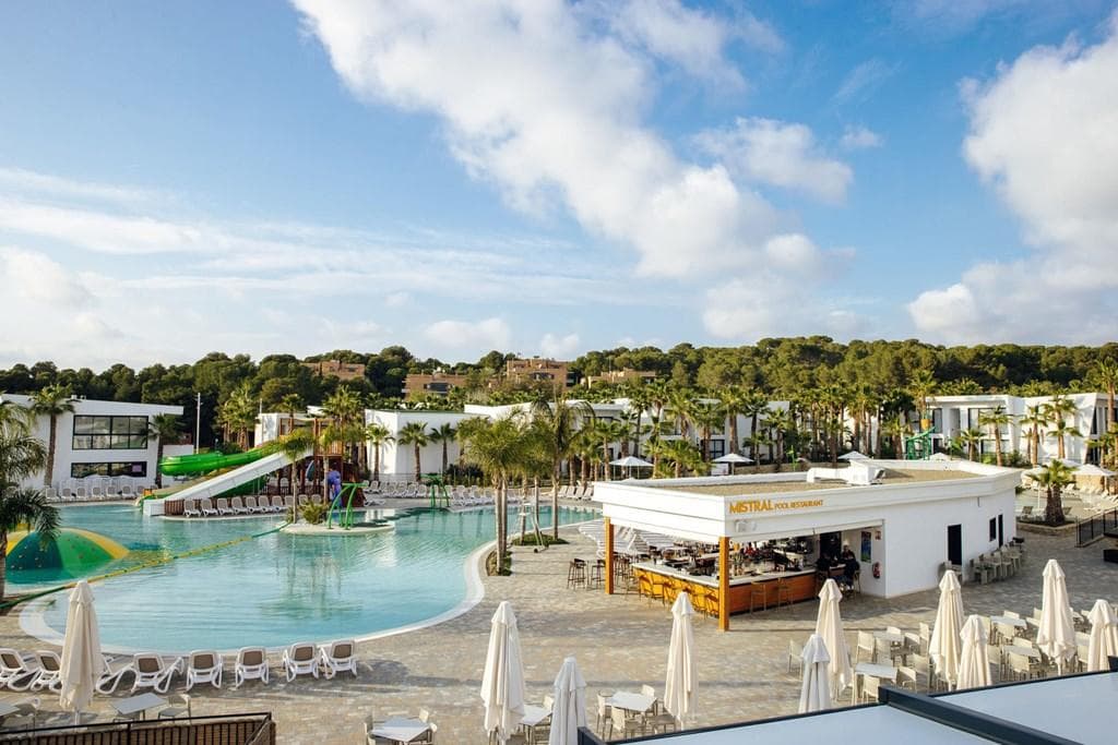 Family fun in the Salou sun - main photo