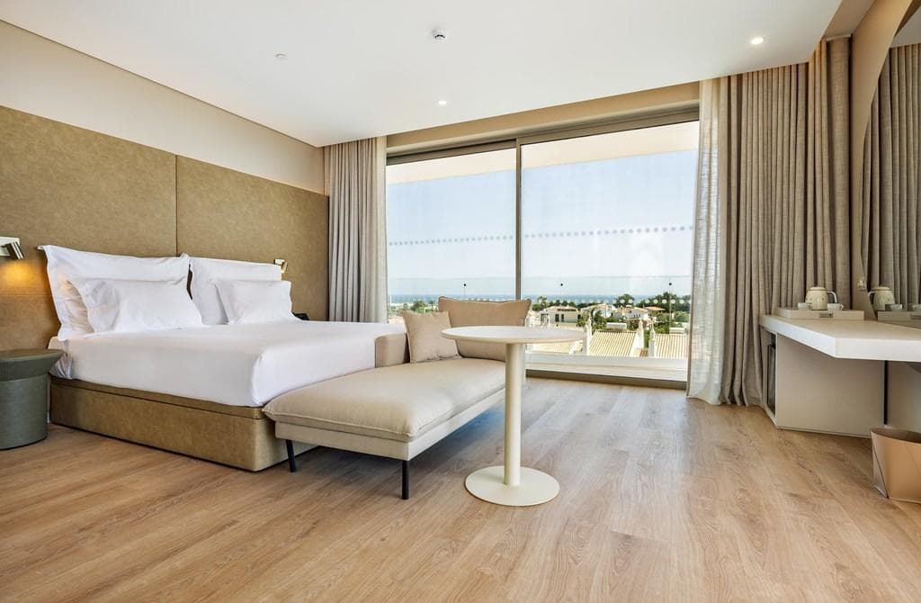Castelo Suites Hotel - photo 2