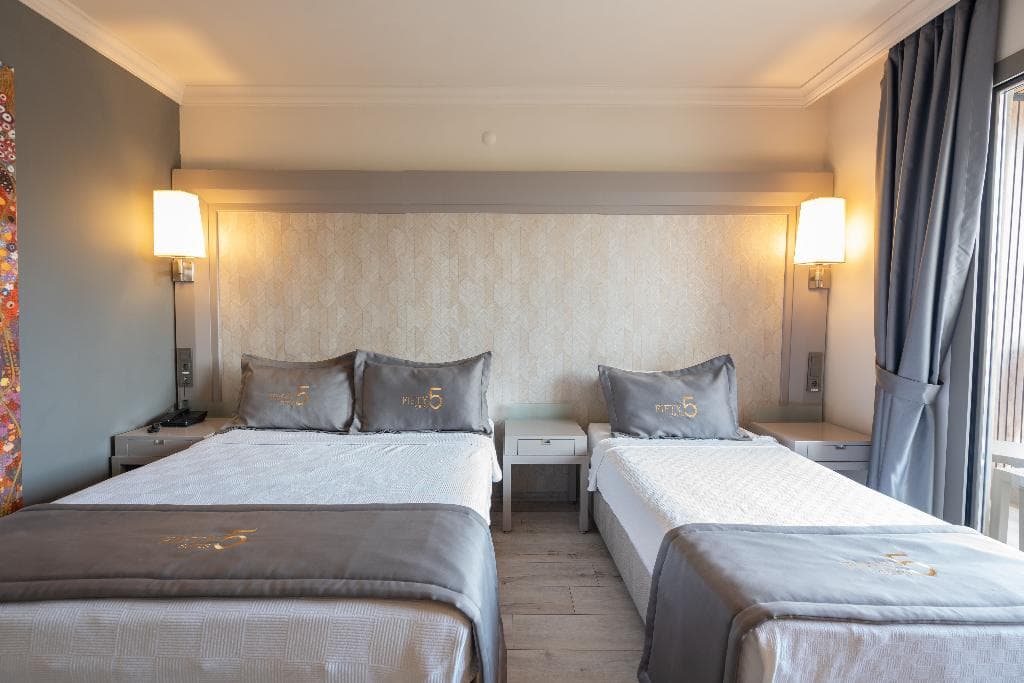Luxury Beach Getaway - photo 2