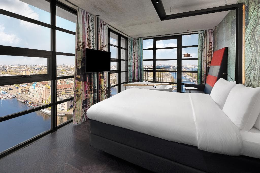 Stay in Amsterdam - photo 2