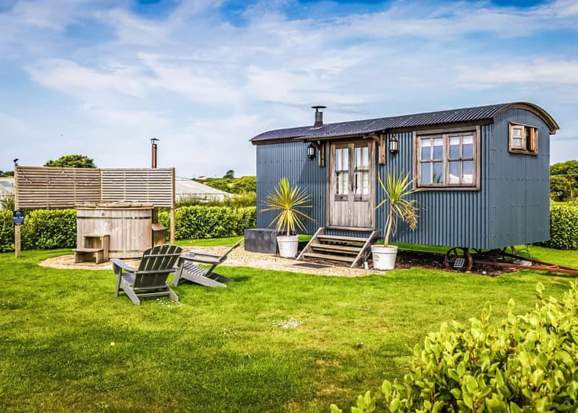 Hazel Lodge - main photo