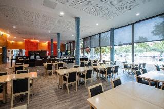 Holiday Inn Express - main photo