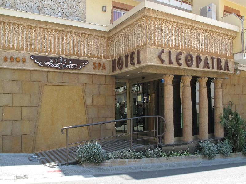 Cleopatra Spa Hotel - photo 3
