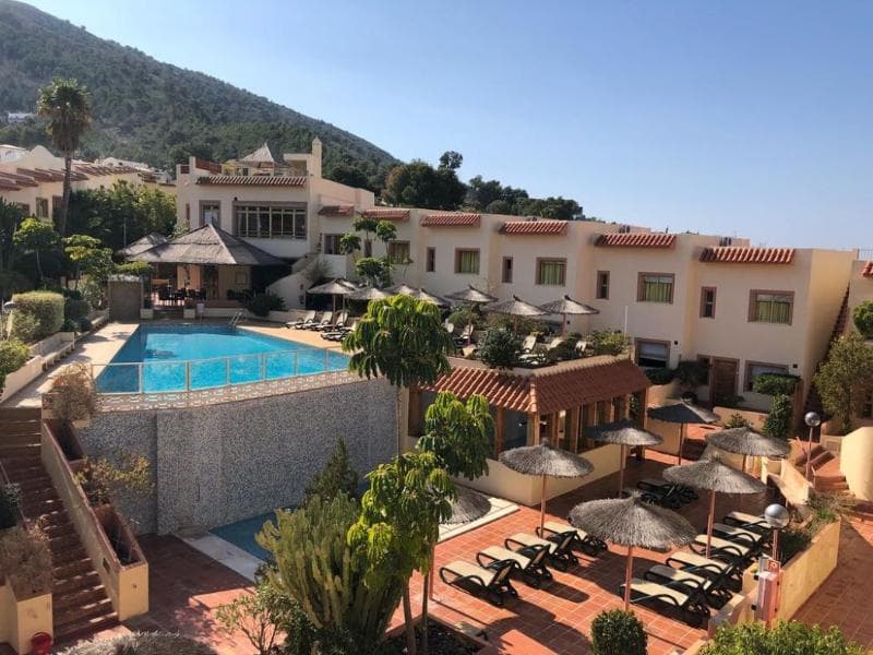 Albir Hills Escape