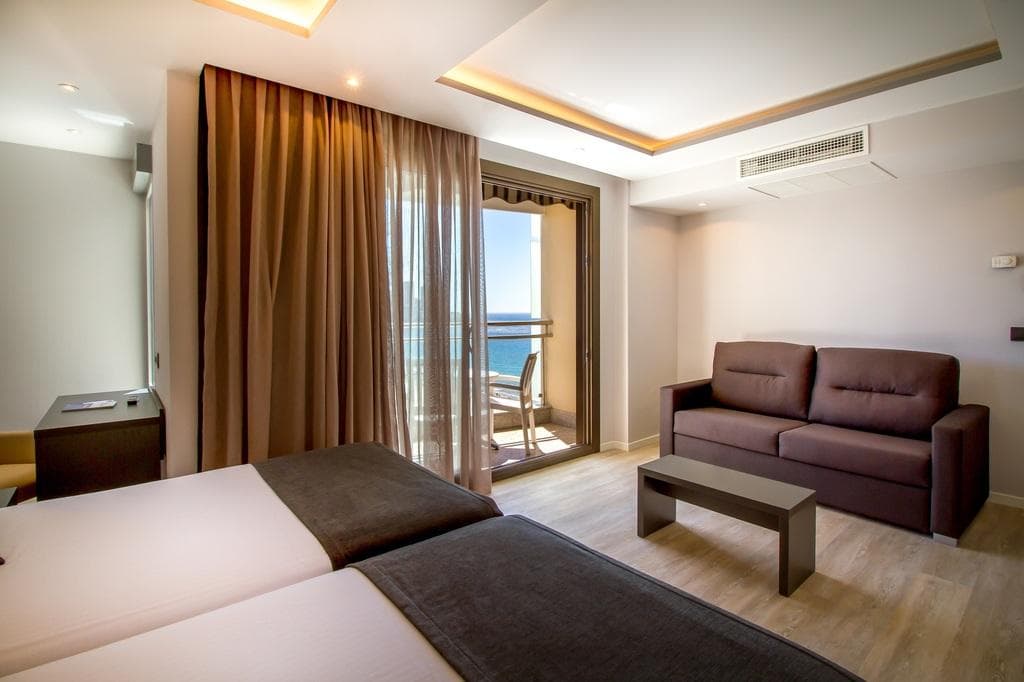 Benidorm, Cimbel - photo 2