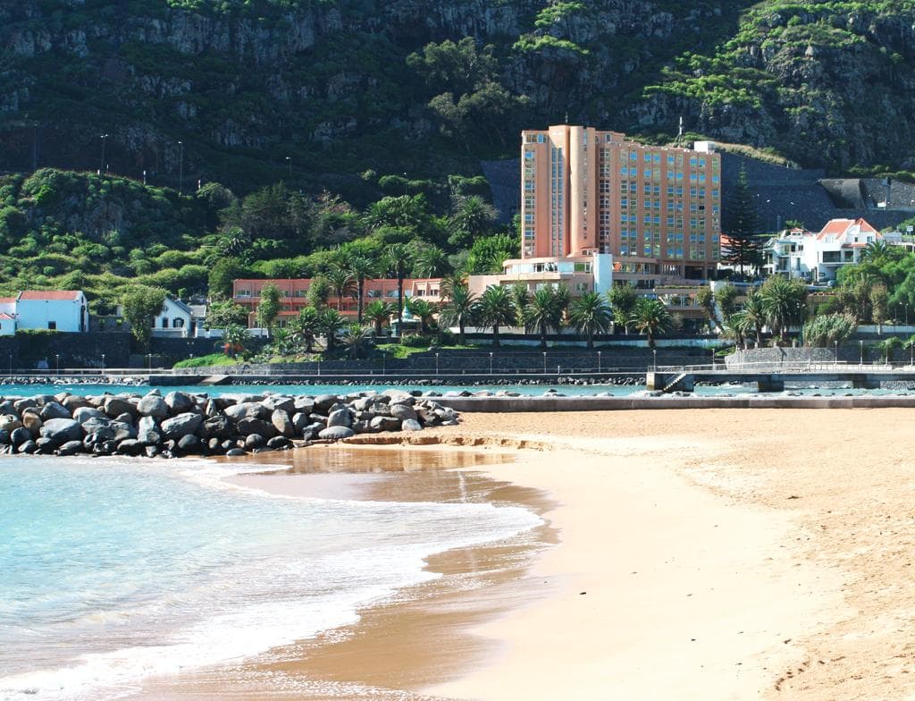 Machico, Dom Pedro Madeira - photo 3
