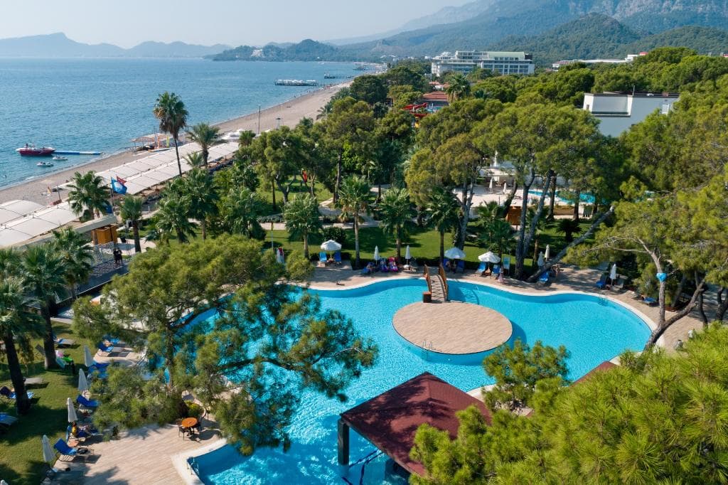 Seven Seas Hotel Life