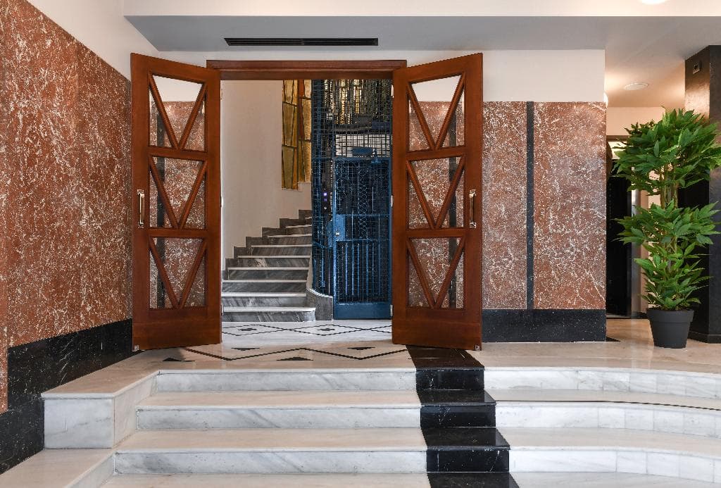 Athens City Getaway - photo 2