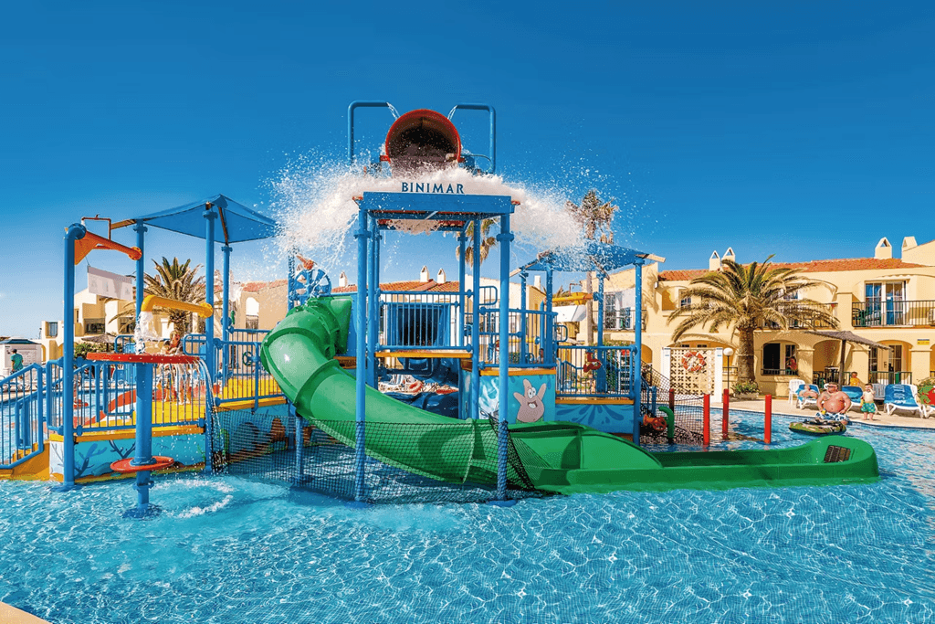 Family Holiday in Menorca - photo 2