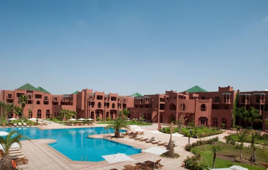 Palm Plaza Hotel Stay - photo 2