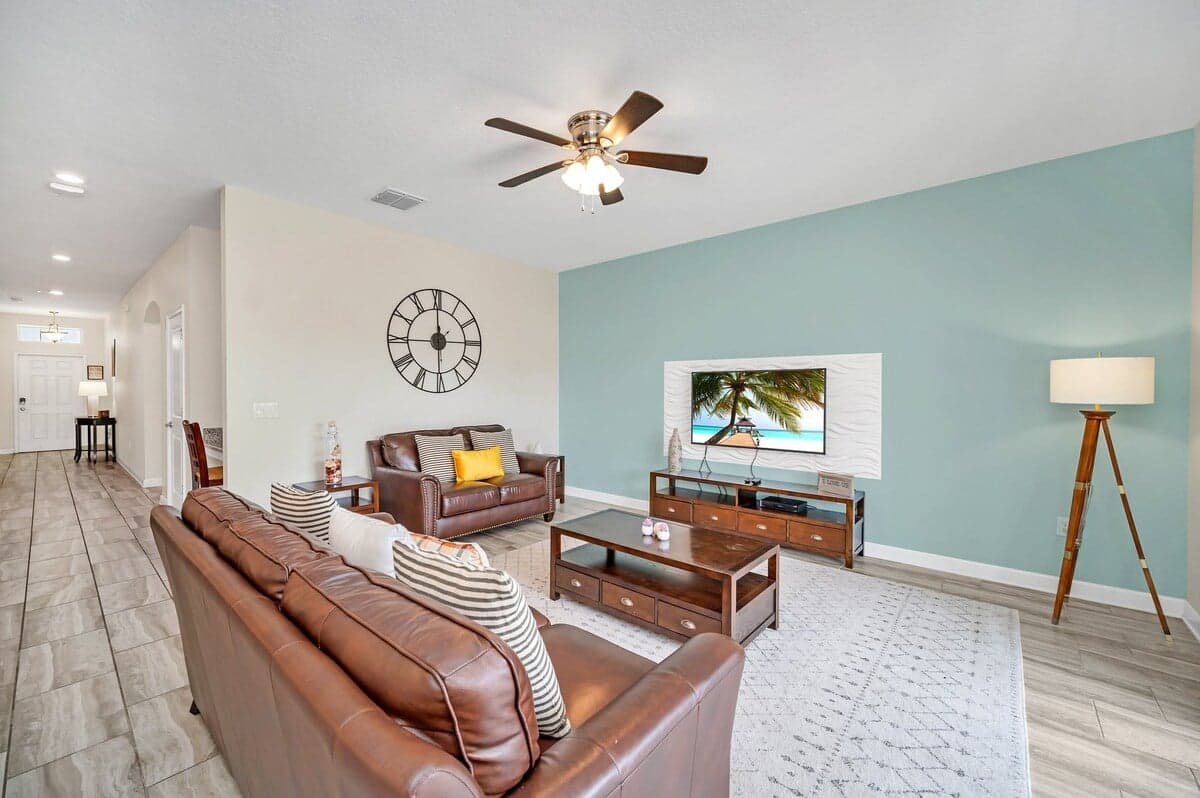 6-bed Villa at Champions Gate (The Retreat) - photo 2