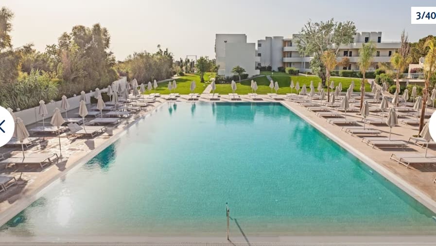 Blue Sea Holiday Village - photo 2