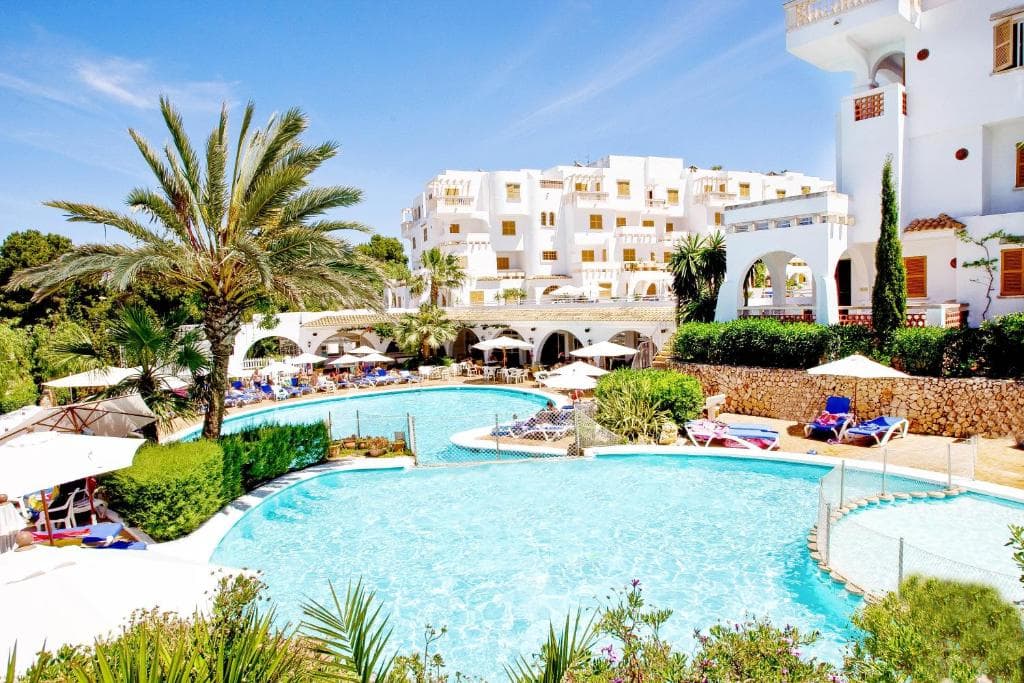 Family Getaway to Majorca - photo 2