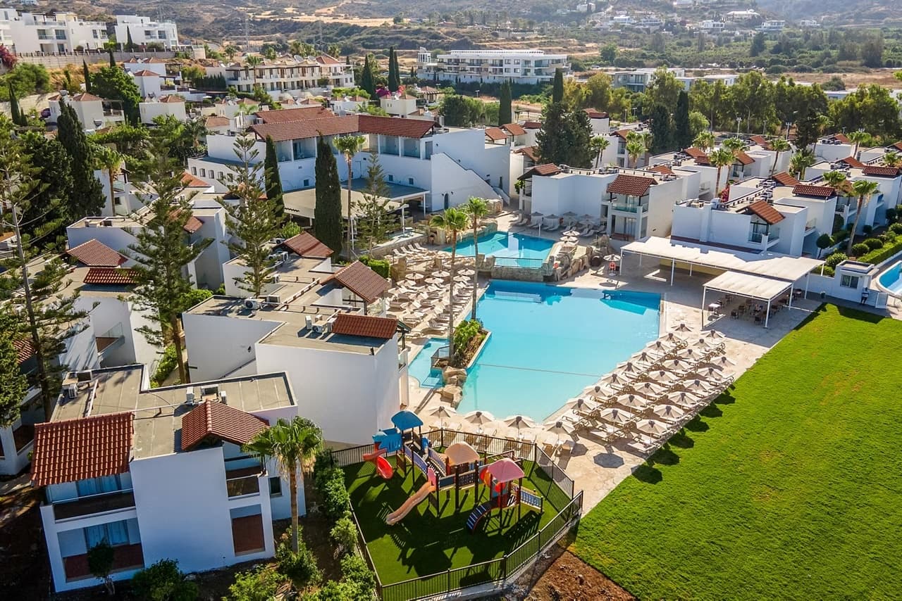 Kapetanios Aqua Resort, Coral Bay, Cyprus - photo 3