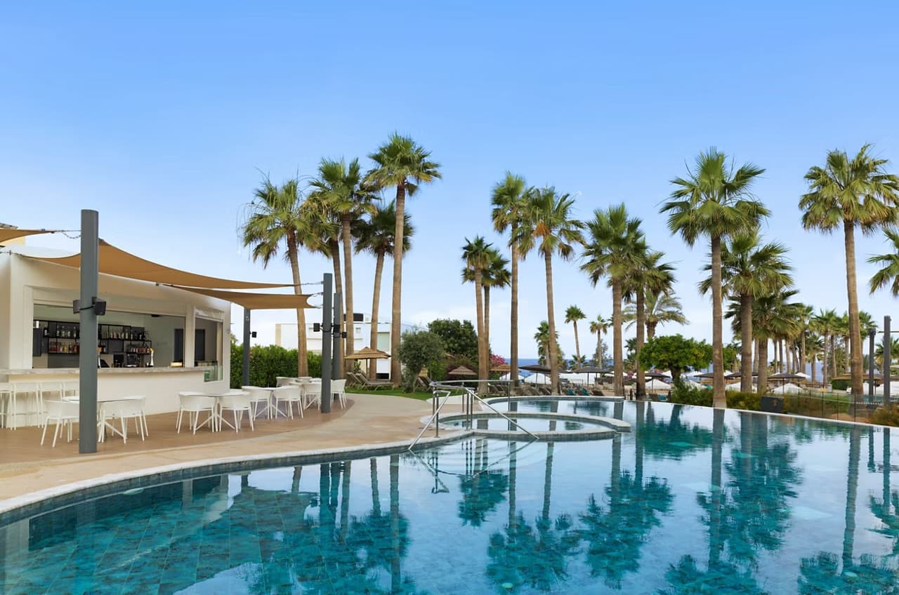 Cyprus Beach Holiday - photo 3