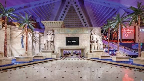 Luxor Hotel Getaway - photo 3