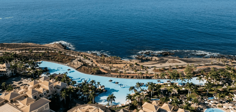 Luxury Family Getaway - photo 2