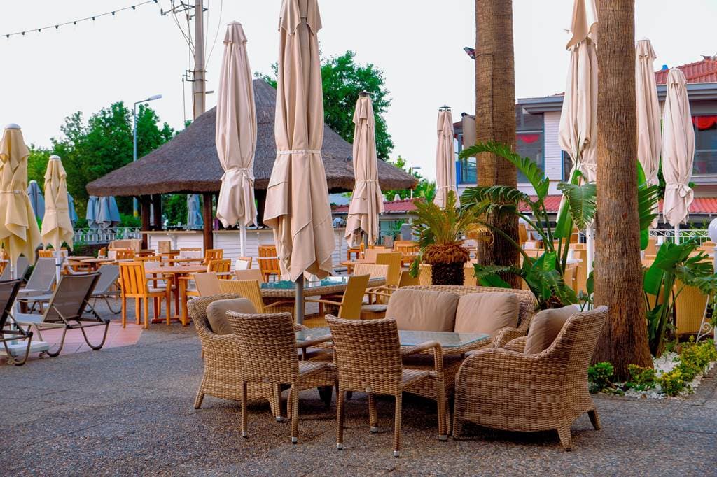 Hawaii Hotel Getaway - photo 2