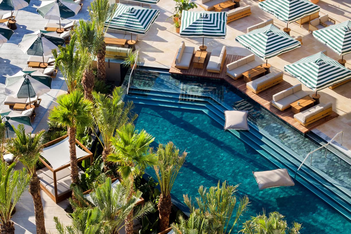 Luxury Family Getaway - photo 2