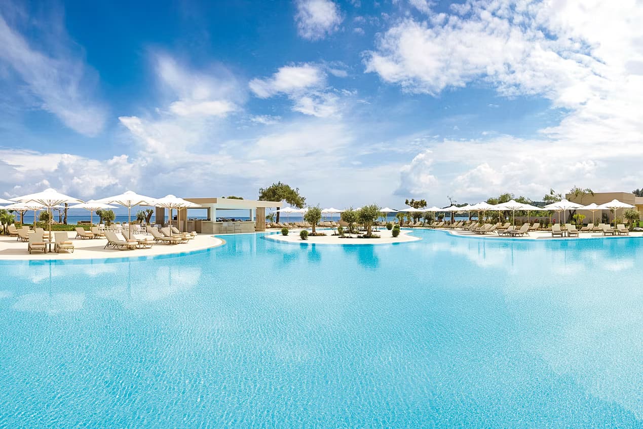 Corfu Family Holiday - photo 2