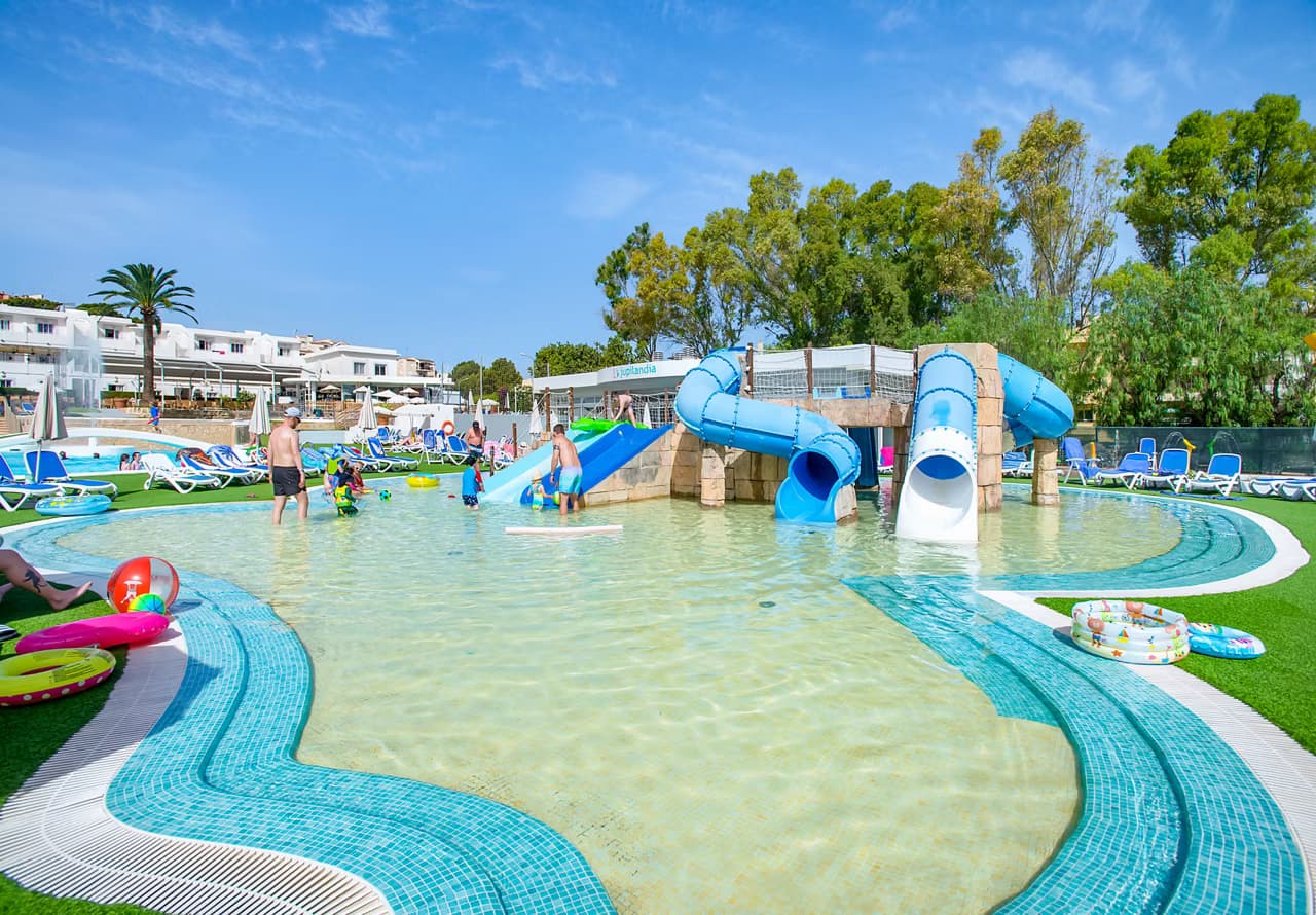 Family Holiday in Majorca - photo 3