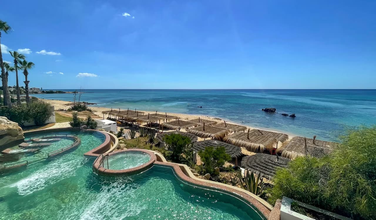 10 Nights in Tunisia - photo 2