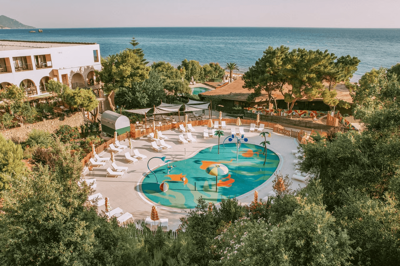 Beachfront Luxury Escape - main photo