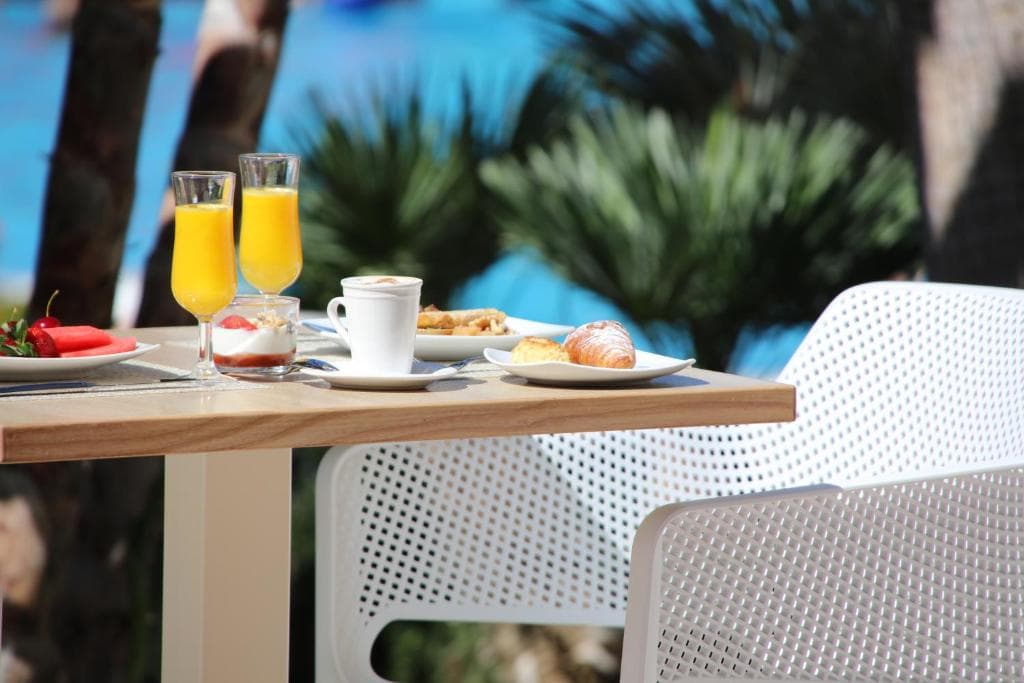 Costa Del Sol Getaway - photo 3